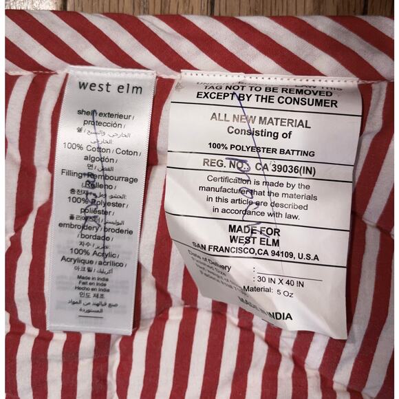 West Elm Christmas Eve Santa Delivery Baby Quilt - Picture 5 of 5